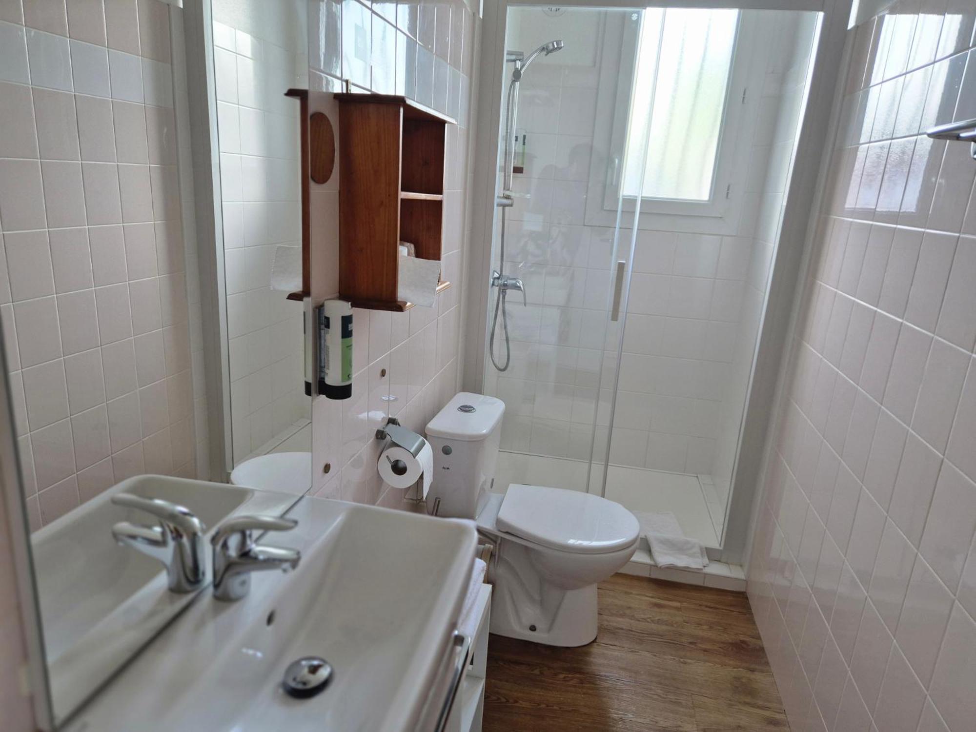 Logis Hotel Restaurant L'Oustal Naves  المظهر الخارجي الصورة