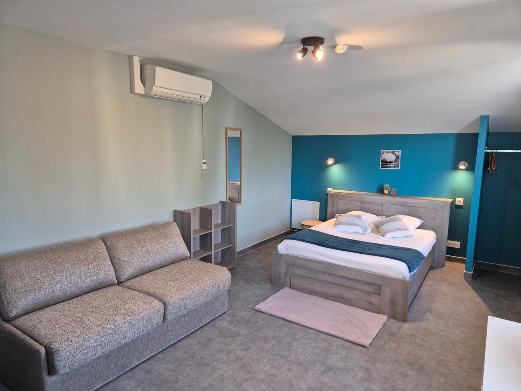 Logis Hotel Restaurant L'Oustal Naves  المظهر الخارجي الصورة